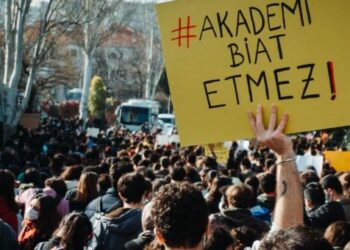 Akademi Biat Etmez dovizi