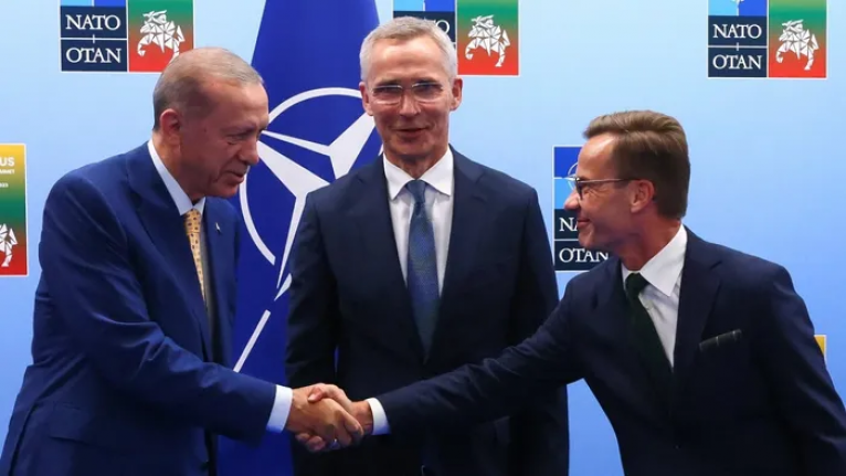 Isvec Yuksek Mahkemesi Turkiyenin FETO uyeligi gerekcesiyle iadesini talep ettigi iki kisinin dosyasi hakkinda kararini verdi