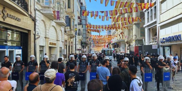 Cumartesi Anneleri'nin eylem "yasağı" tamamen keyfi ve hukuk dışı