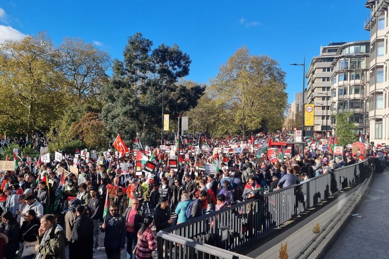 Londra'da yürüyüş