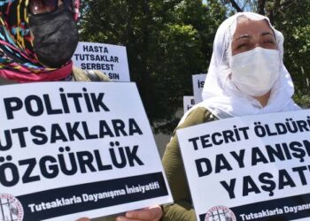 "Tutsaklara özgürlük"