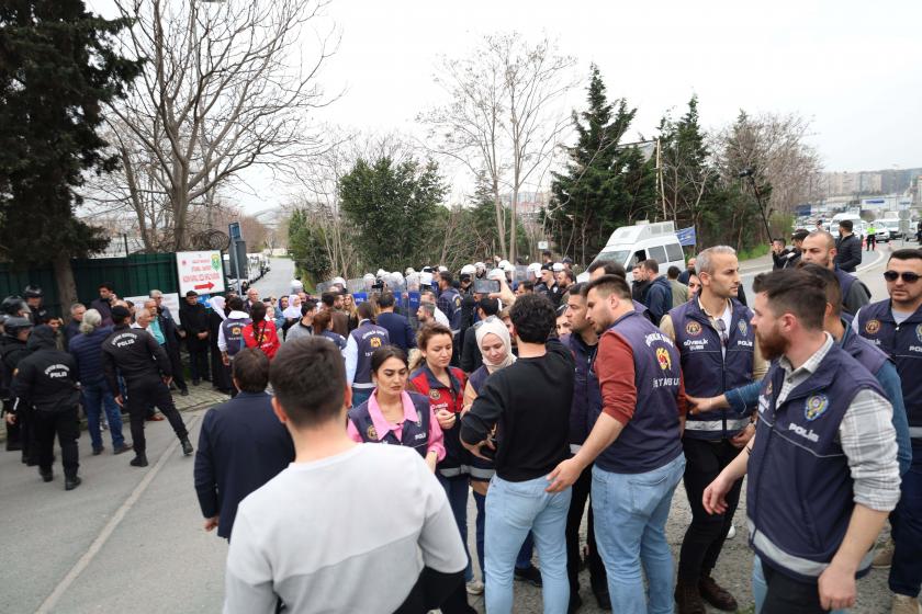 Bakırköy Hapishanesi önü