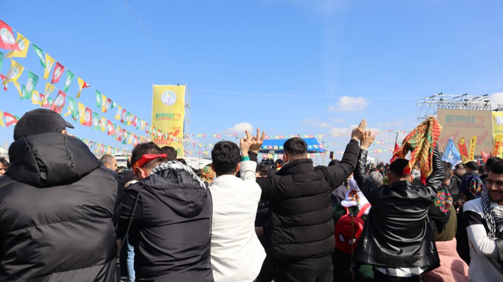 İstanbul'da yüz binler Newroz'da buluştu